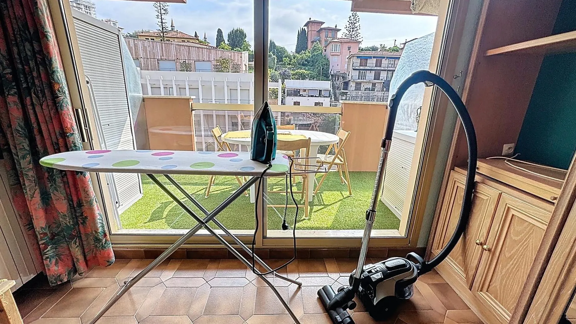 Apartamento Hello Menton 0*,  Francia